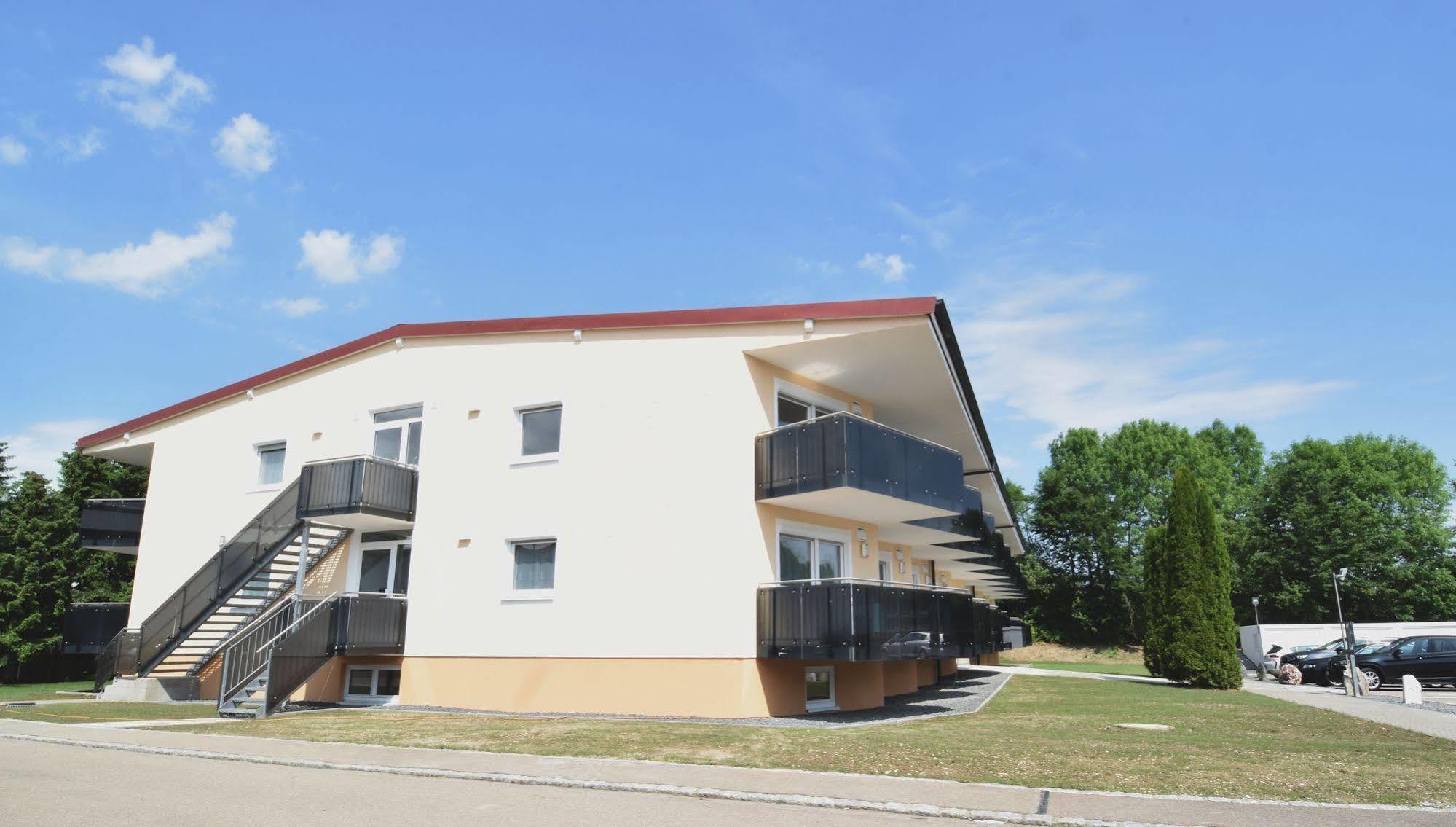 Aparthotel Donaustern Asbach-Bäumenheim Екстериор снимка